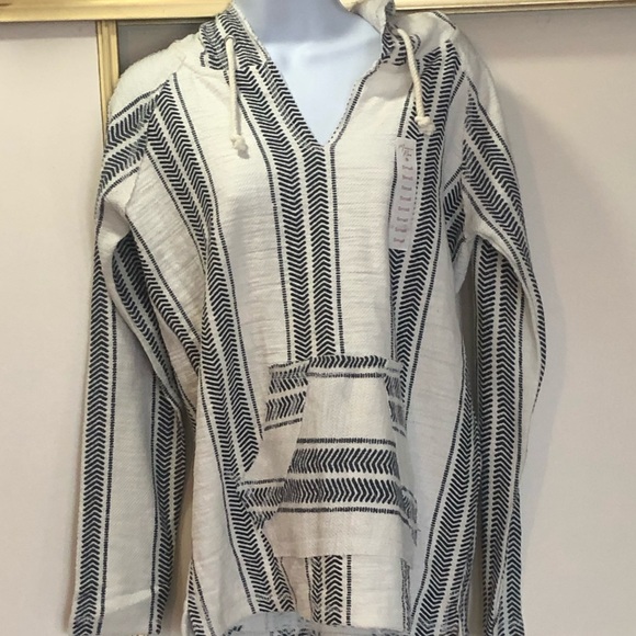 Light Weight Baja Poncho by Marissa Rose - Picture 2 of 7
